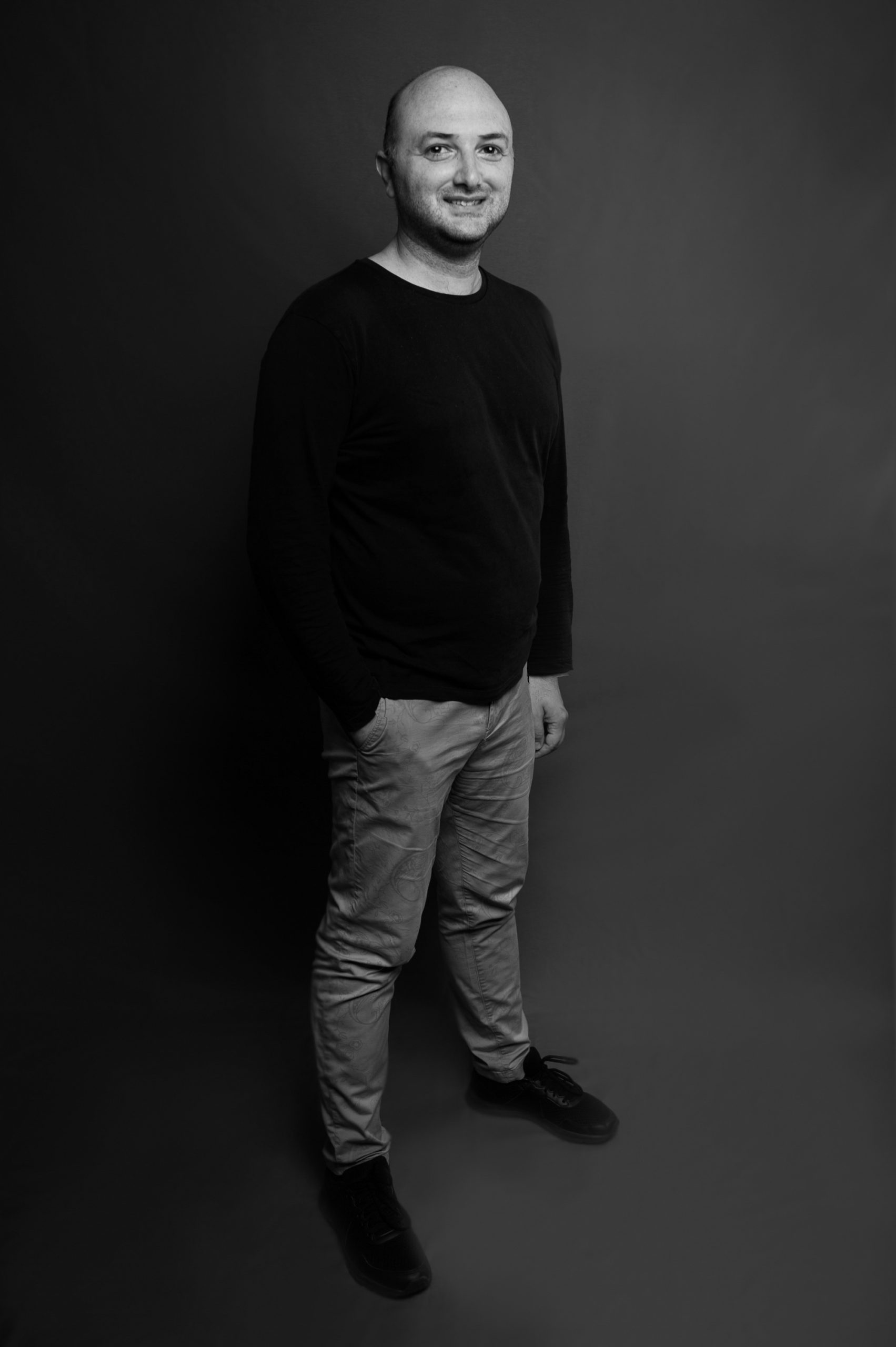 Antoba has Released Album ‘Man on Earth’, with “Castles on Air”, “Petals of Roses” and 7 Other Tracks