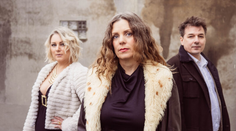 After promising debut: Sunset Mavericks release second single, „A Leap of Faith“